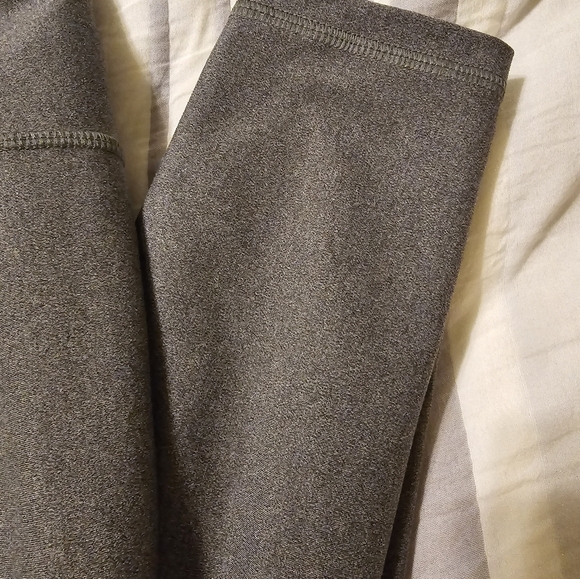Old Navy Active power soft go dry high rise gray leggings size S Small - Picture 3 of 8